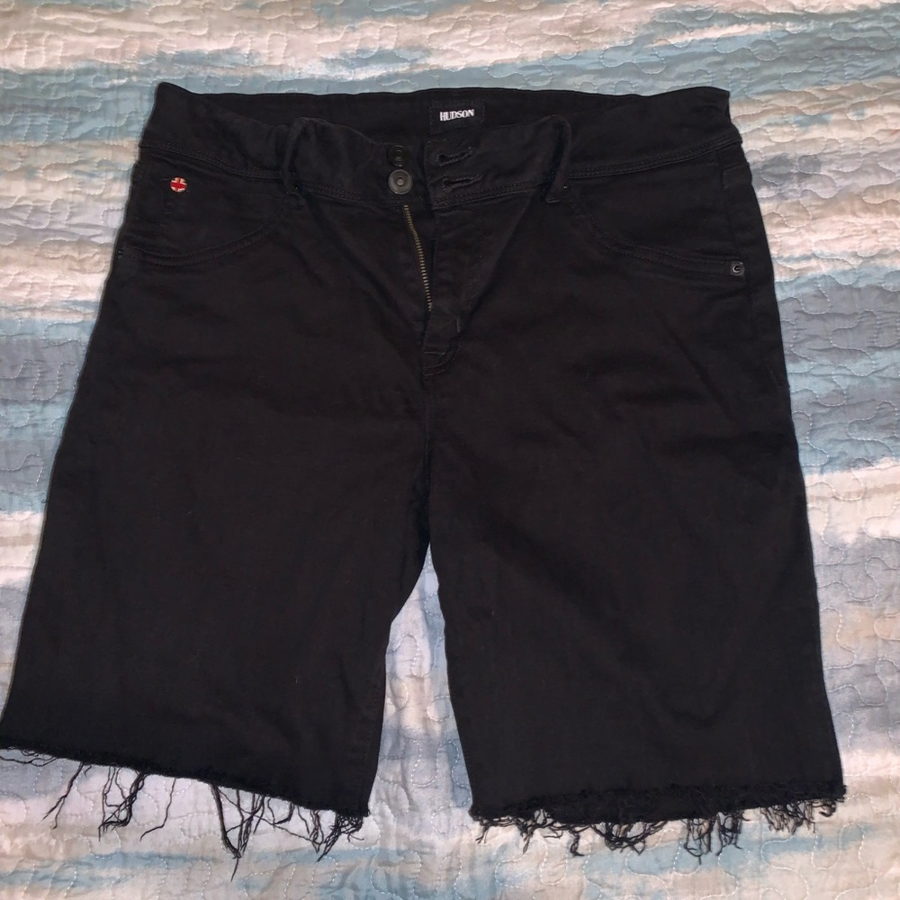 Hudson Jeans black shorts Beth Baby Boot (cut pants into shore) size 34